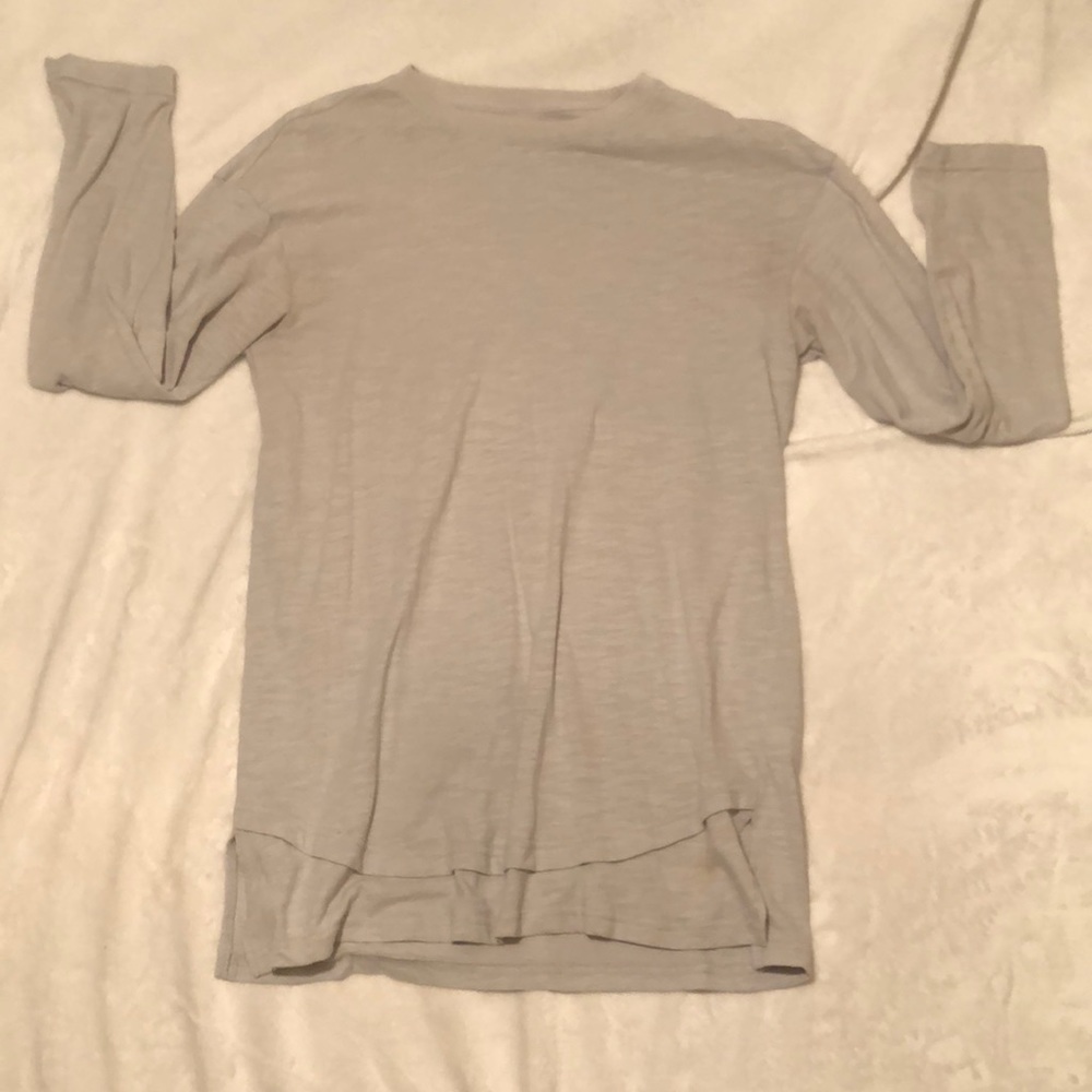 Regular grey long sleeve